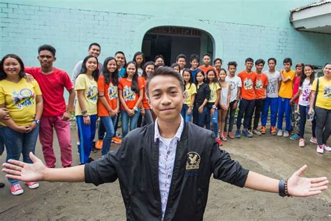 50+ Young, Inspiring Filipinos Who Are Making a Difference.
